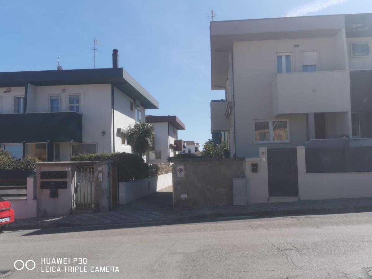 Ferienwohnung Nuovo Bilocale A 100 Mt Dal Mare Porto Torres Exterior foto